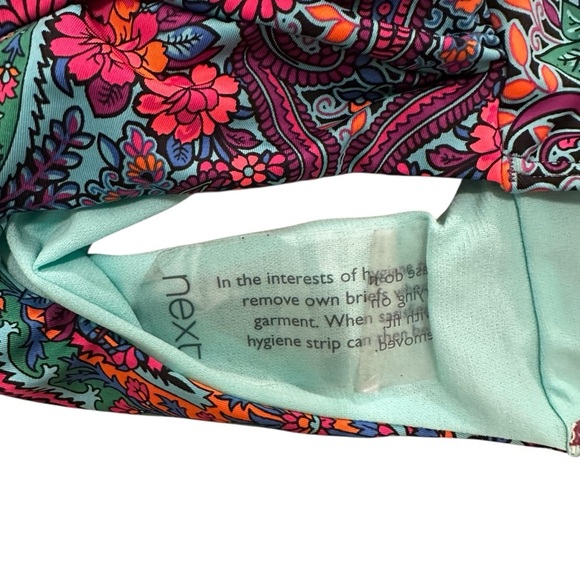 Moontide floral paisley twist front one piece swimsuit US 6 NWT - Picture 9 of 11